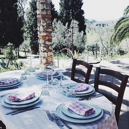 Agriturismo Donnomarco Farm stay *
